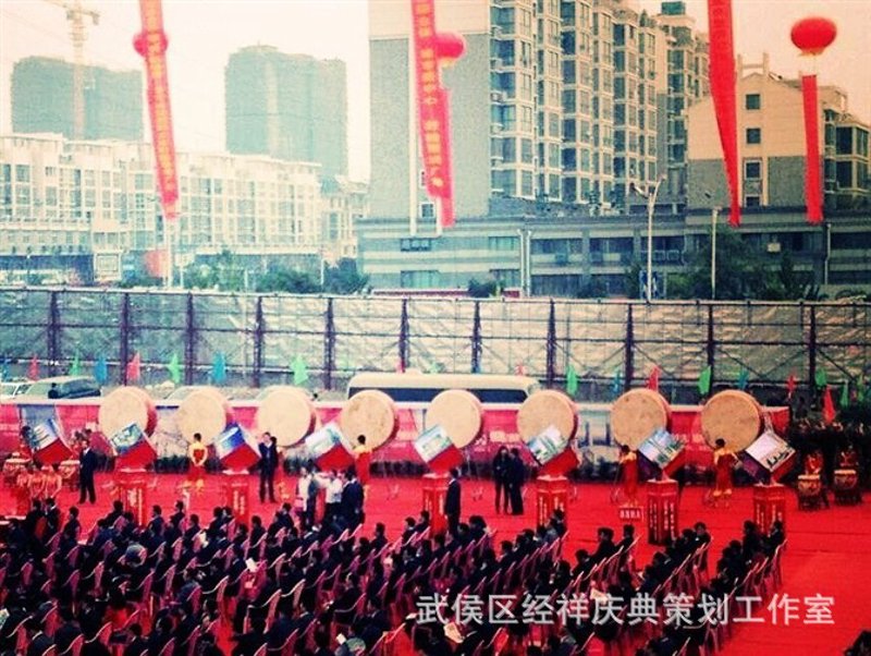 广告传媒公司的名字,是品牌形象的重要组成部分。一个好的名称不仅能够吸引客户注意,还能传递出企业的文化与理念。如何为广告传媒公司起一个响亮的名字?